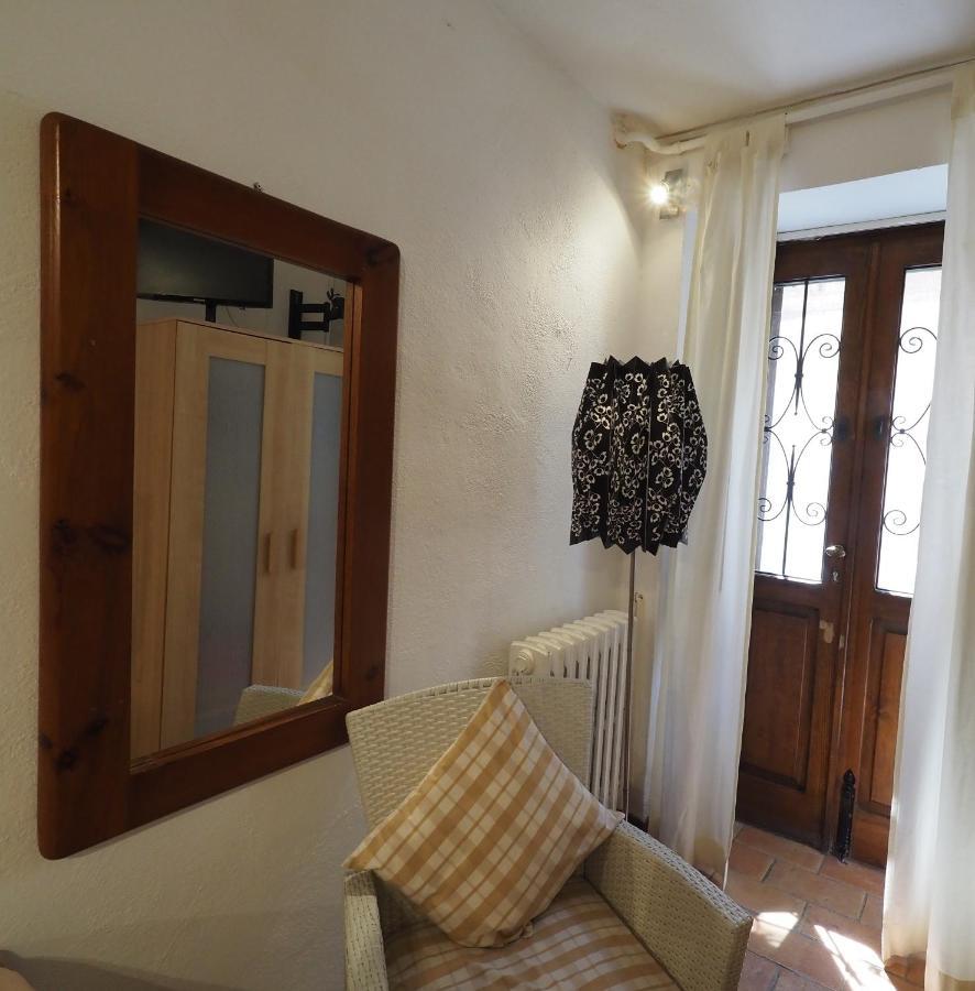 Duomo Budget Apartment Orvieto Bagian luar foto