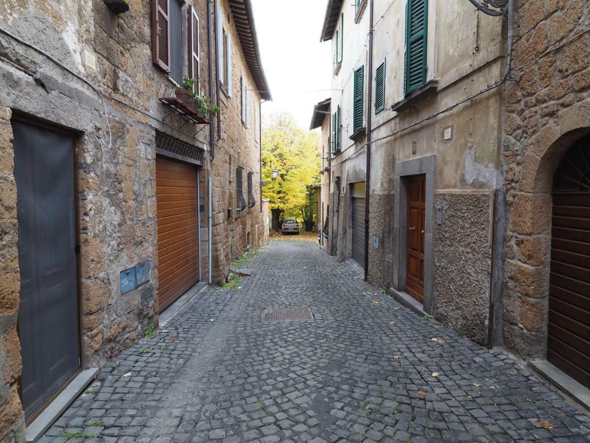 Duomo Budget Apartment Orvieto Bagian luar foto